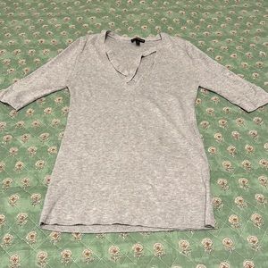 Express Ribbed  V X Neck Top, Size M.